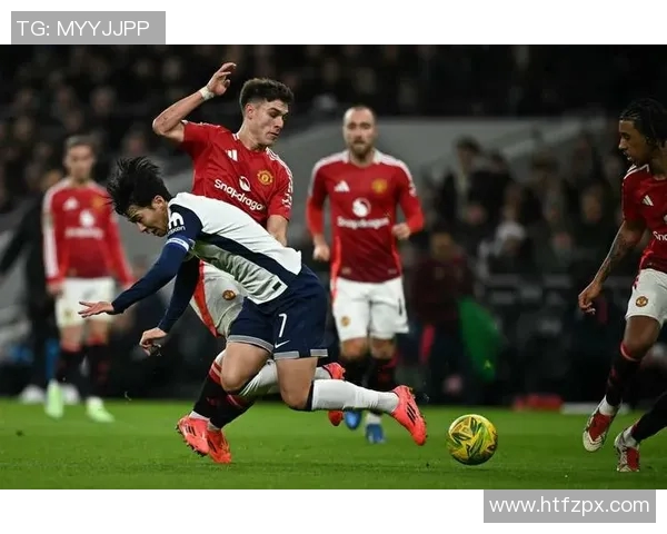 欧联杯与英超的较量谁能笑到最后揭示足球魅力与竞争的真谛